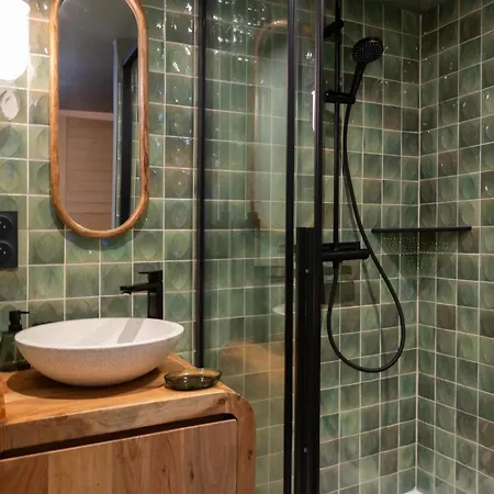 Romantique Bali, Sauna , Lejlighed Strasbourg